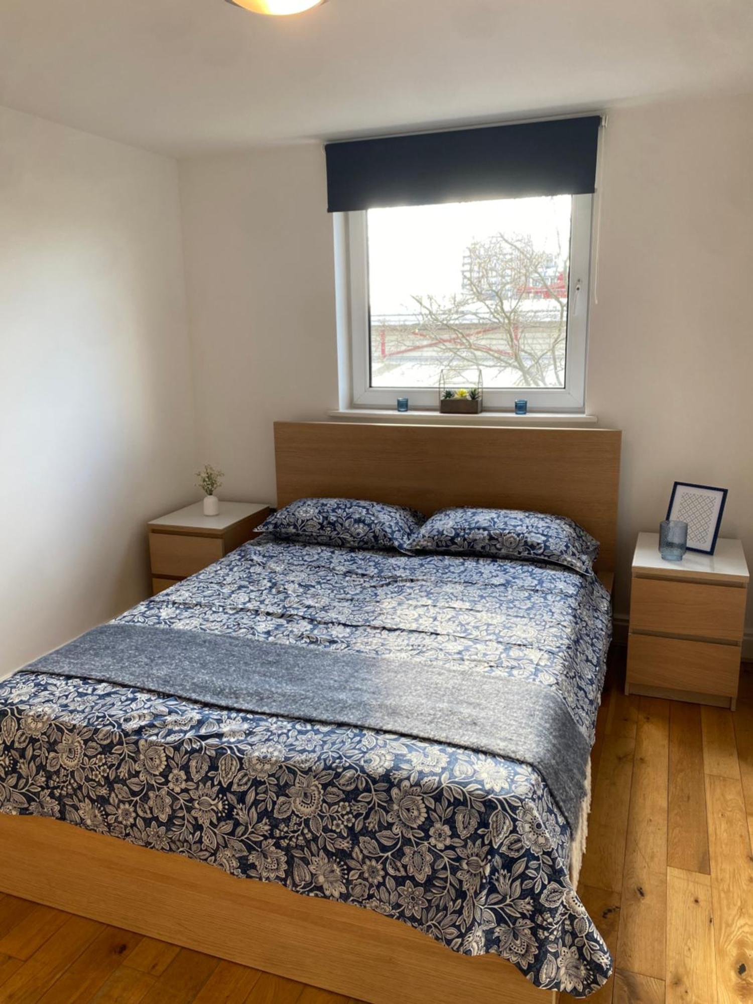 2 Bedroom Flat In Riverside West London Eksteriør bilde